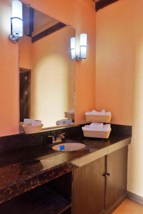 Puesta Del Sol Beach Bungalows And Restobar マンバヤオ エクステリア 写真